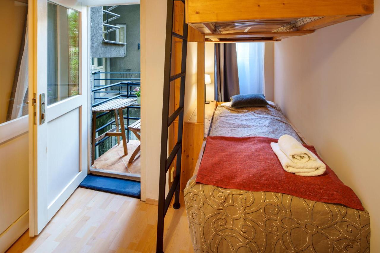 Dlouha Apartment With Balcony ปราก ภายนอก รูปภาพ