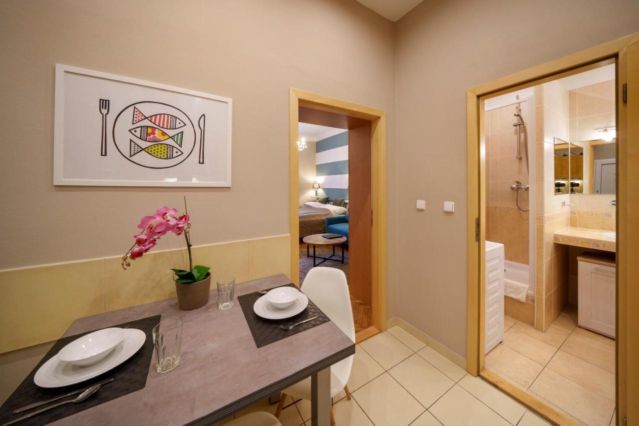 Dlouha Apartment With Balcony ปราก ภายนอก รูปภาพ