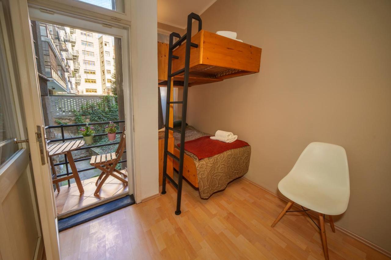 Dlouha Apartment With Balcony ปราก ภายนอก รูปภาพ